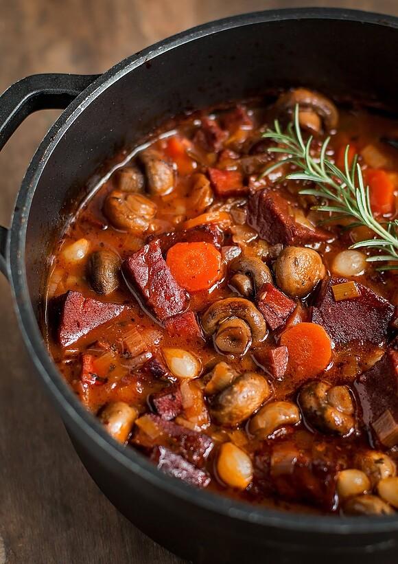 Seitan po burgundzku