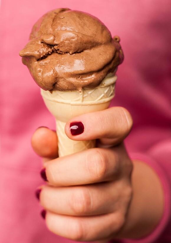 Wegańskie lody czekoladowe