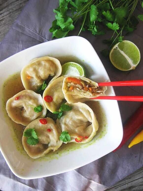 Orientalne wegańskie pierożki