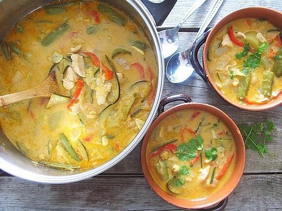 Pikantne curry z indykiem