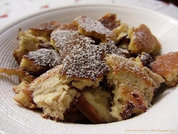 Kaiserschmarrn - austriacki deser na słodko na śniadanie