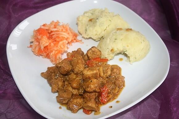 Gulasz z indyka