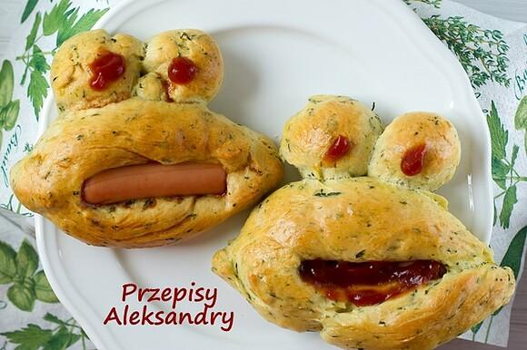 Żabki bułeczki z parówkami