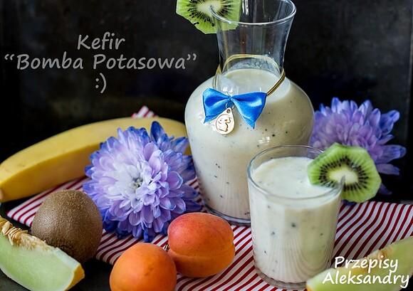 Kefir z grzybkiem tybetańskim i owocami
