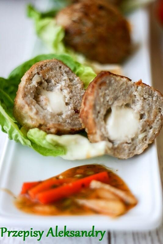 Kotlety mielone z mozzarellą