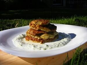 Placuszki z cukinii z sosem tzatziki Ewy Chodakowskiej