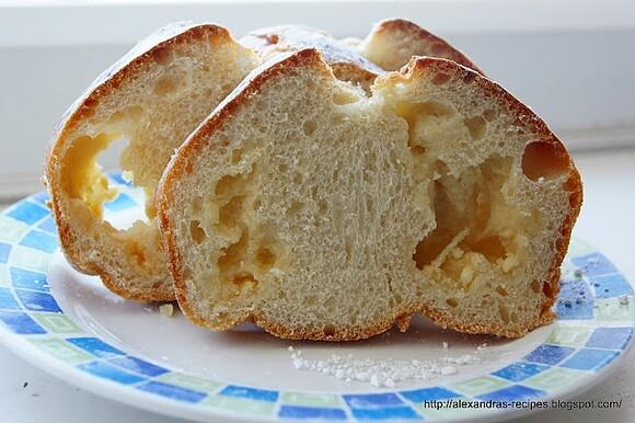 Brioche paryska z białą czekoladą
