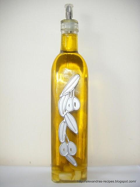 Oliwa czosnkowa