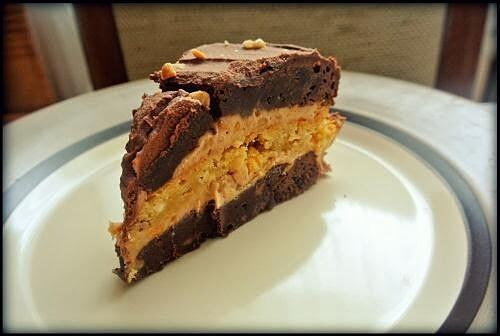 Brownie i blondie z orzeszkami, kremem karmelowym i czekoladowym