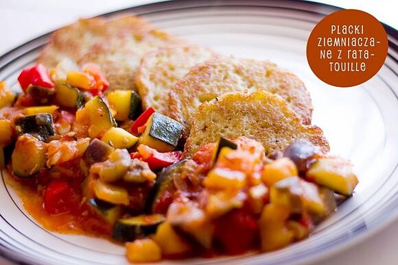 Placki ziemniaczane z warzywnym ratatouille