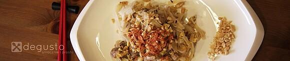 Pad thai z kuchni azjatyckiej