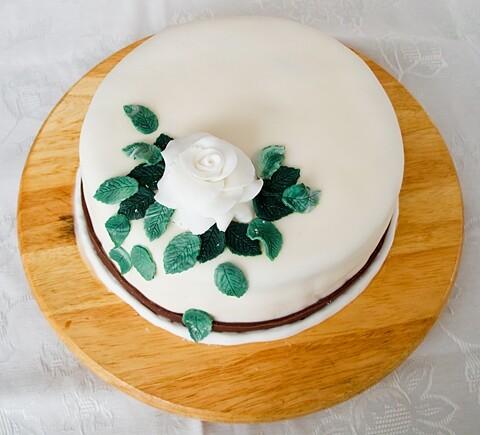 Tort czekoladowo-waniliowy