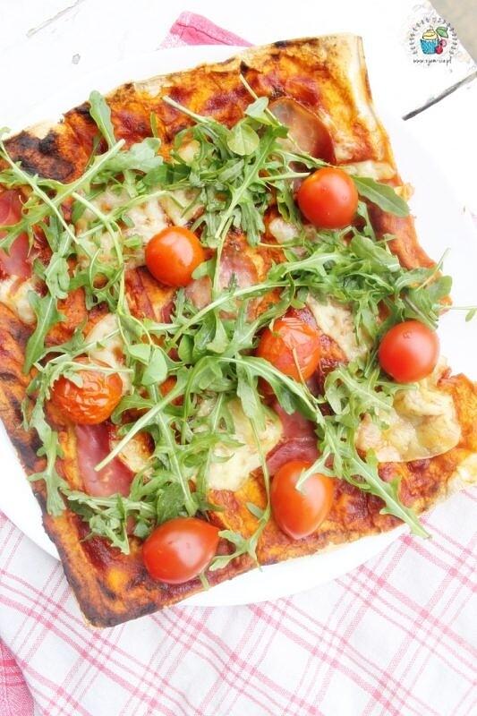 Pizza na lawaszu gotowa w 11 minut