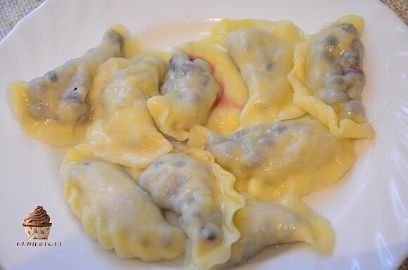 Pierogi z jagodami na lato