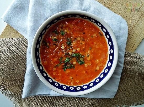 Zupa z soczewicy i kiszonej kapusty