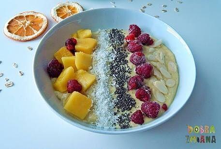 Smoothie bowl z mango