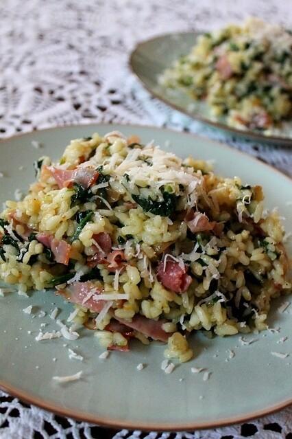 Risotto ze szpinakiem i szynką szwarcwaldzką