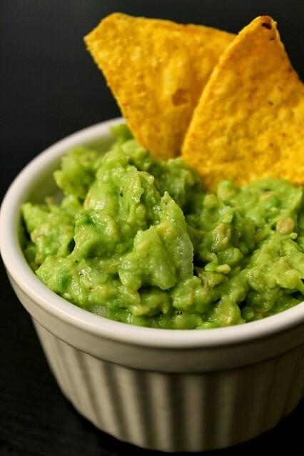 Guacamole z dojrzałego awokado