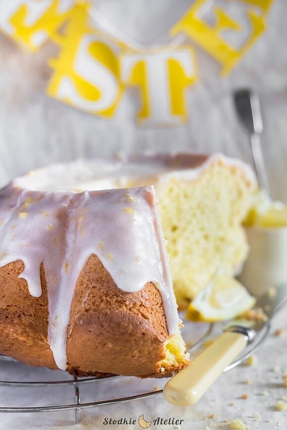 Babka soczyście cytrynowa