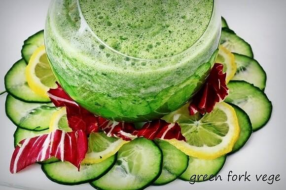 Zielony smoothie drink