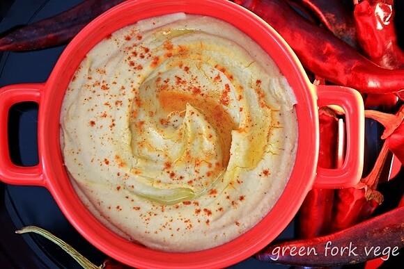 Hummus z ciecierzycy z tahini