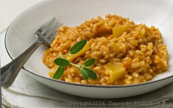 Risotto z pomidorami i ziemniakami