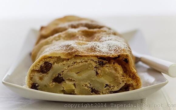 Strudel z jabłkami - apfelstrudel