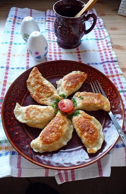Pierogi z kaszą gryczaną i twarogiem