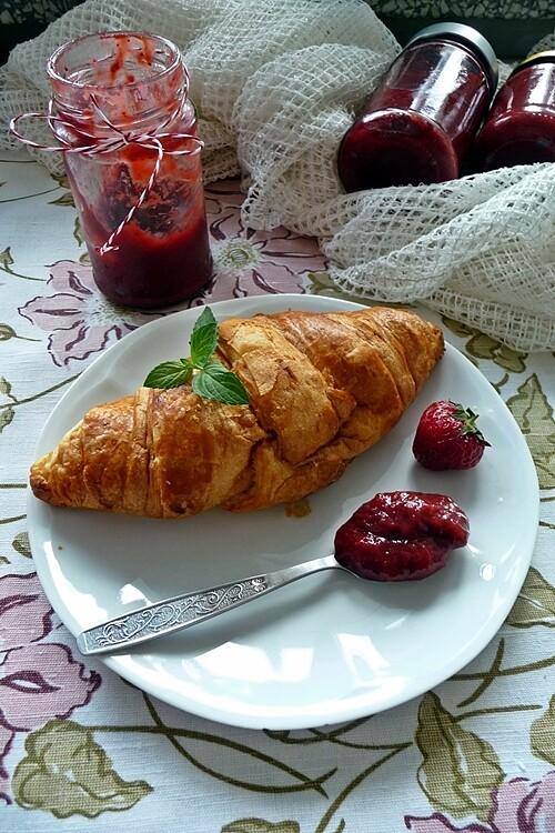 Dżem rabarbarowo-truskawkowy