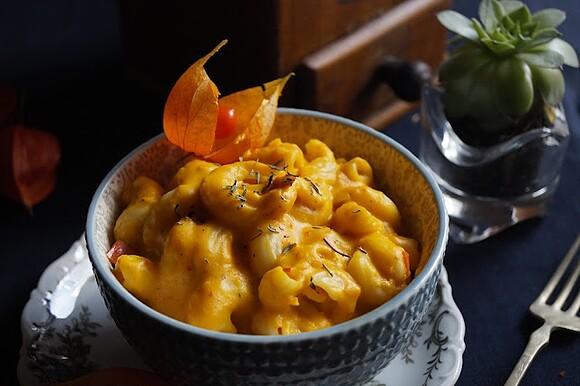 Dyniowy mac and cheese jesienny - złote danie na chłodne wieczory