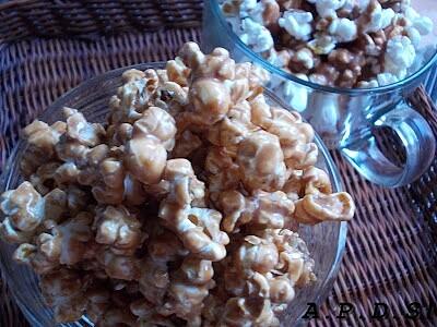 Popcorn słodki dla dzieci z batonem Mars i masą krówkową