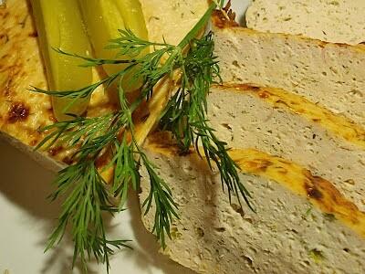 Pieczeń z indyka z koperkiem