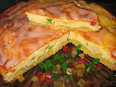 Sernik z owocami kandyzowanymi