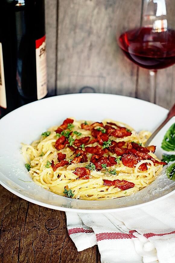 Spaghetti carbonara ze śmietaną