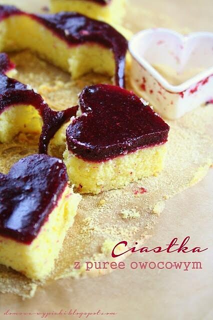 Ciasteczka biszkoptowe z puree owocowym