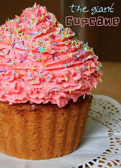Gigantyczny cupcake - jak zrobić wielką muffinkę