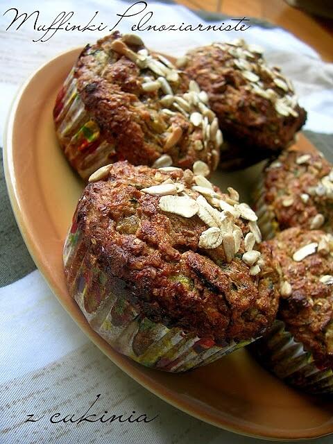 Muffiny pełnoziarniste z cukinią