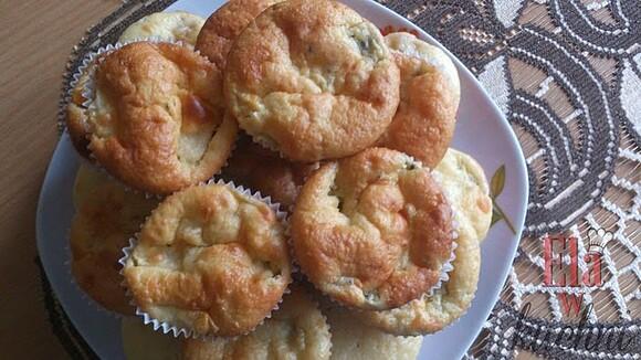 Muffinki z jabłkami i kiwi