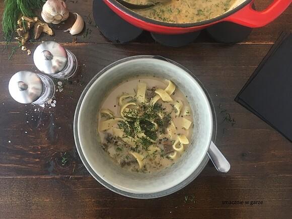 Zupa z suszonych borowików z makaronem Tagliatelle