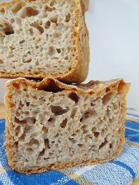 Pane Maggiore - włoski chleb na zakwasie z dużymi dziurami