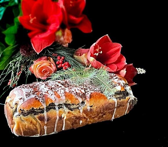 Makowiec drożdżowy