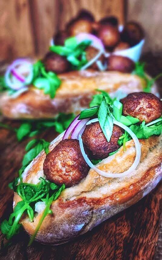 Mini bagietki z klopsikami Köttbullar
