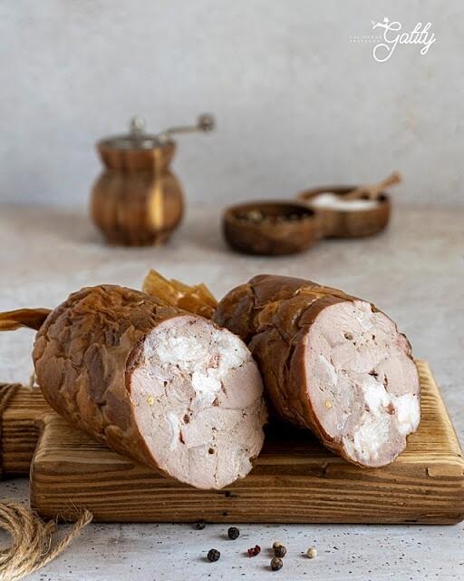 Kiełbasa wieprzowo-drobiowa z piekarnika