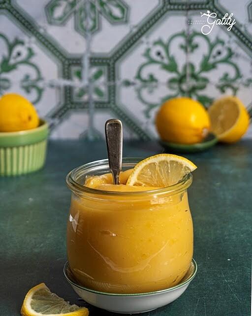 Lemon curd na żółtkach - przepis na krem cytrynowy