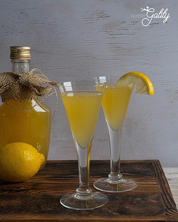 Limoncello cytrynowy włoski likier