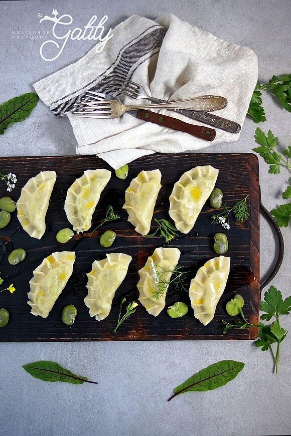 Pierogi z bobem i serem domowa receptura