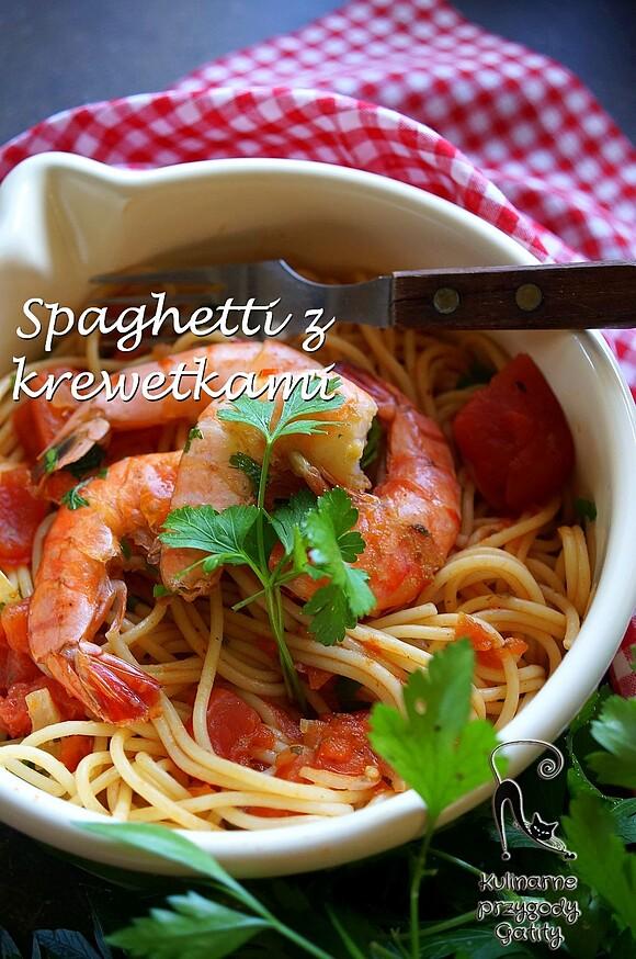 Spaghetti z pomidorami i krewetkami