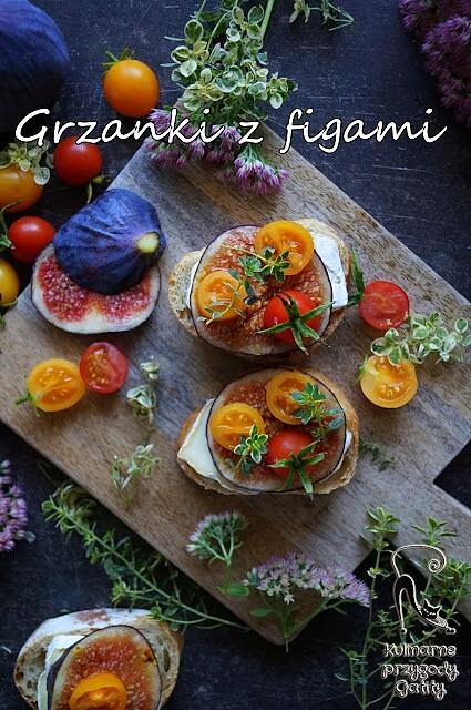 Grzanki z figami i serem brie z tymiankiem