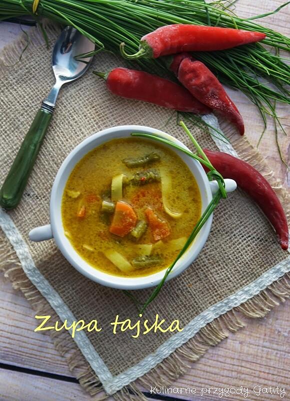 Tajska zupa z mlekiem kokosowym