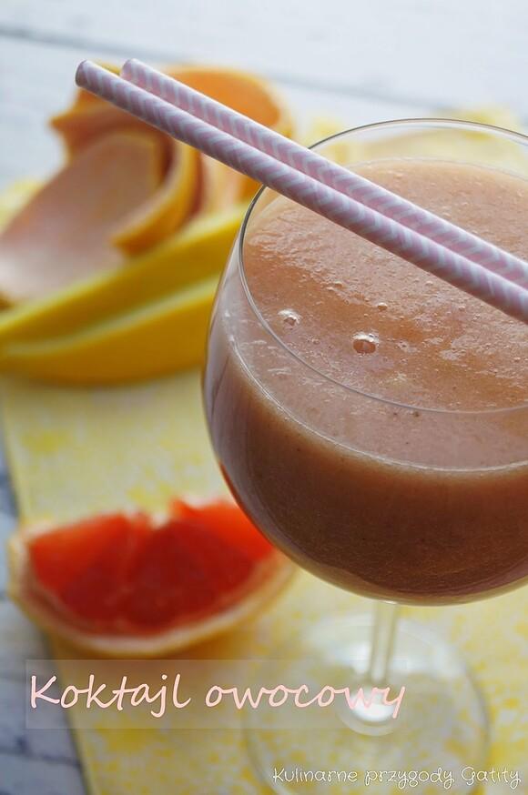 Koktajl z banana, melona i grejpfruta